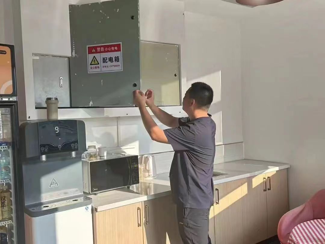 1721094857216708.jpg 1721094857216708.jpg