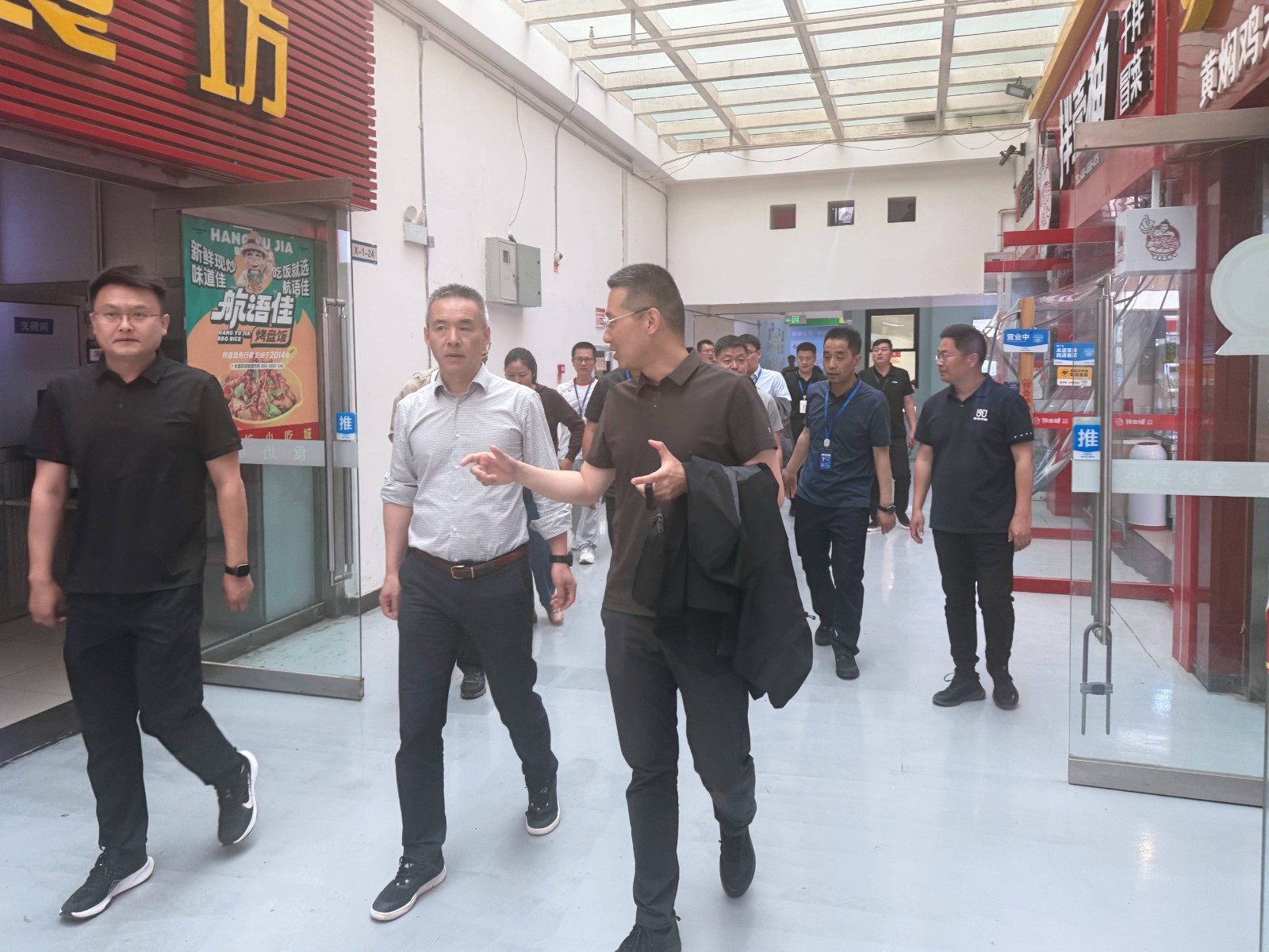 1745973510218658.jpg 1745973510218658.jpg