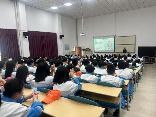 1745983405762659.png 1745983405762659.png