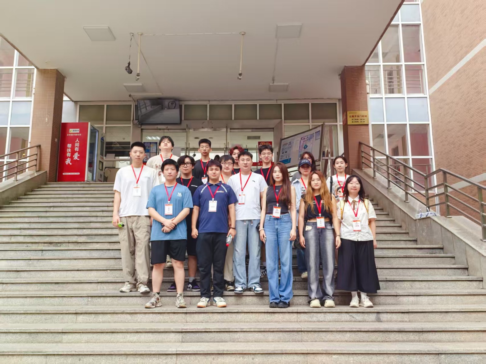 1750659307886609.jpg 1750659307886609.jpg